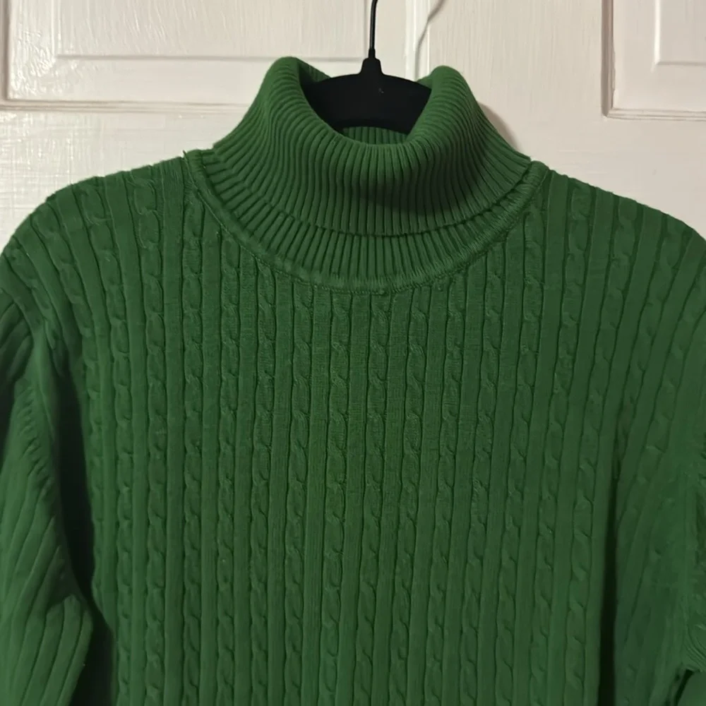 Evan Picone Women's Cable Knit Sweater Green Size Large